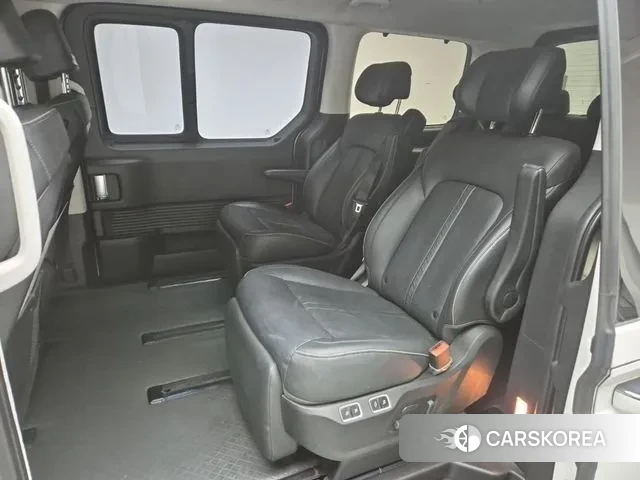 Hyundai Staria id 3696267 из Кореи 19