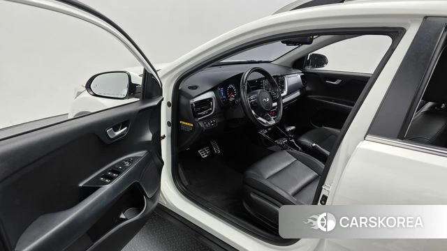 Kia Stonic id 4339730 из Кореи 30