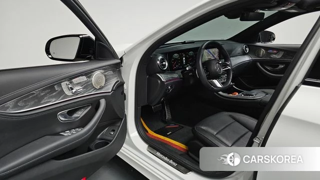 Mercedes-Benz E-Class W213 id 4223296 из Кореи 32