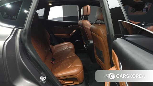 Maserati Levante id 4424344 из Кореи 35