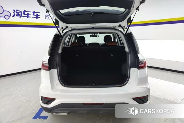 Geely Automobile Vision X6 id 4182674 из Китая 17