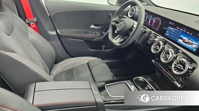 Mercedes-Benz A-Class W177 id 3715794 из Кореи 17