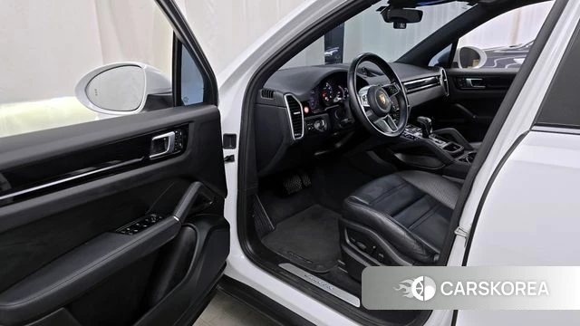 Porsche Cayenne (PO536) id 4267248 из Кореи 33