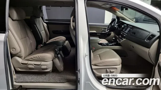 Kia The New Carnival id 2428163 из Кореи 20