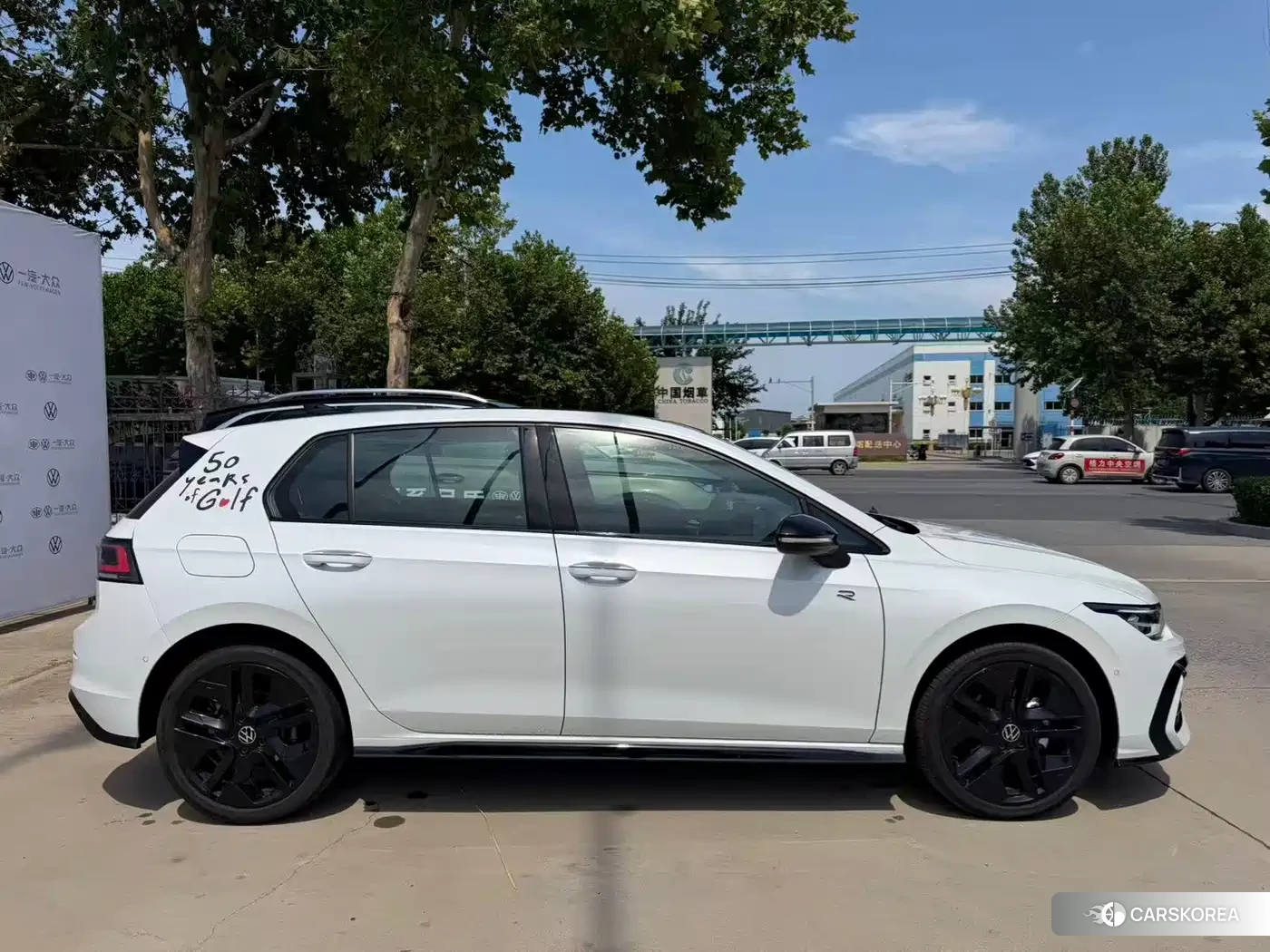 Volkswagen Golf id 4628134 из Китая 17