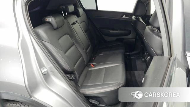 Kia Sportage The Bold id 4477291 из Кореи 30