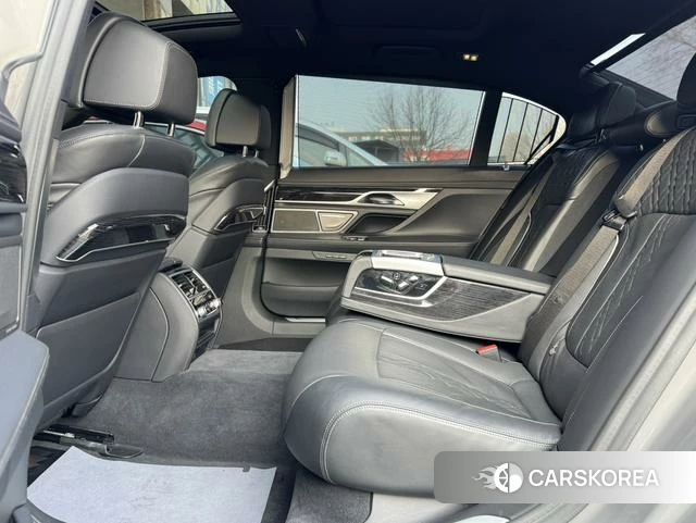 BMW 7 series id 4236577 из Китая 38