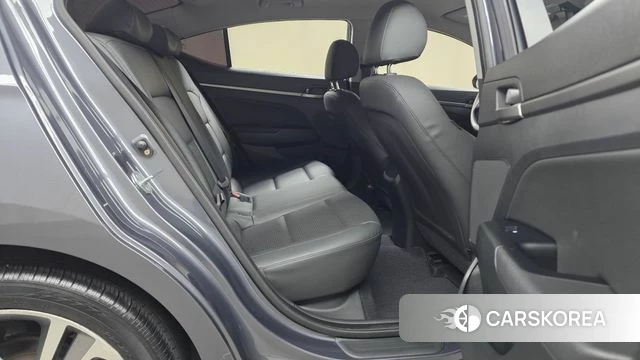 Hyundai Avante AD id 4907697 из Кореи 30