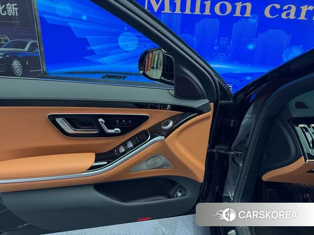 Mercedes-Benz S-class id 4328800 из Китая 17