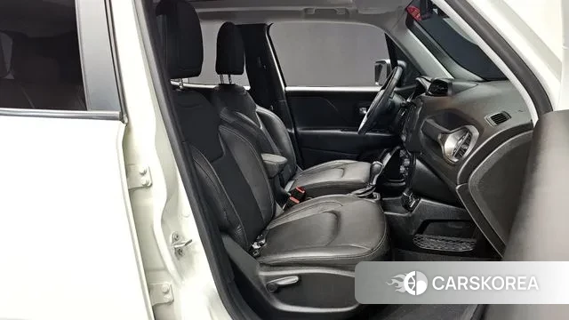 Jeep Renegade id 3578478 из Кореи 20