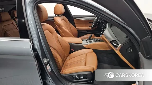 BMW 5 Series (G30) id 3357298 из Кореи 20