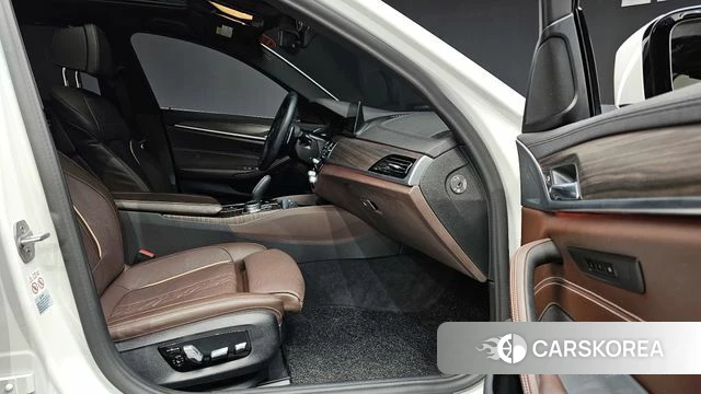 BMW 5 Series (G30) id 3844081 из Кореи 20