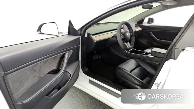 Tesla Model 3 id 3170699 из Кореи 20