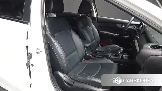 Kia Come New K3 id 3270278 из Кореи 20