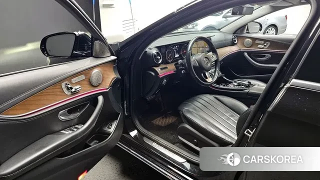 Mercedes-Benz E-Class W213 id 3608313 из Кореи 20