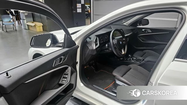 BMW 1 Series (F40) id 4179586 из Кореи 20