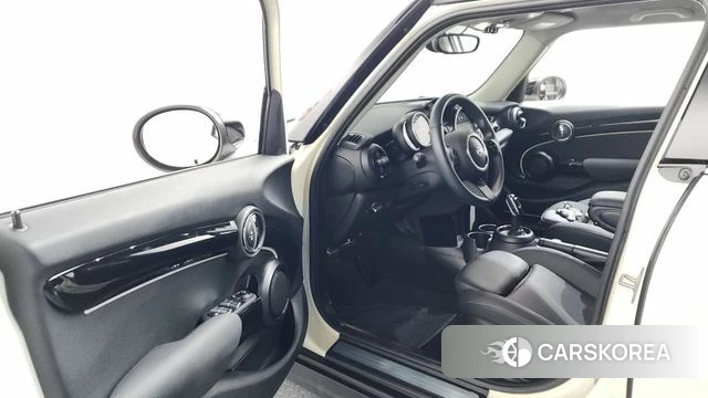 Mini Cooper id 4330377 из Кореи 30
