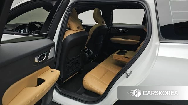 Volvo V60 Cross-Country 2nd Generation id 4224935 из Кореи 37