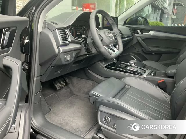 Audi Q5L id 4198928 из Китая 11