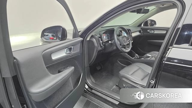 Volvo XC40 id 4610249 из Кореи 30