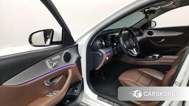 Mercedes-Benz E-Class W213 id 4471539 из Кореи 35