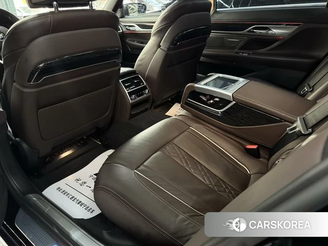 BMW 7 series id 4261080 из Китая 21
