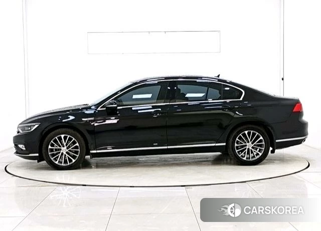 Volkswagen Magotan id 4213258 из Китая 20