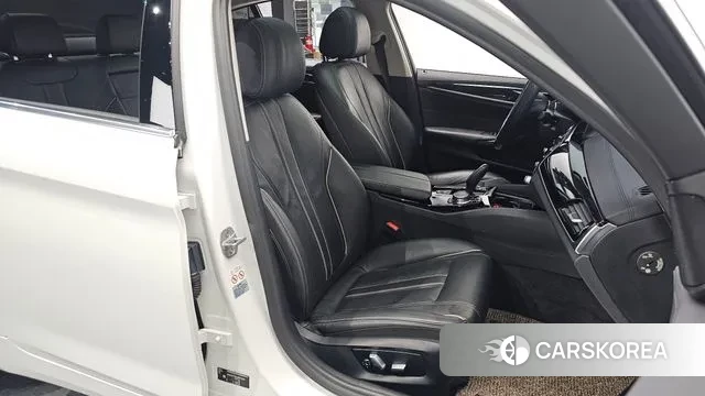 BMW 5 Series (G30) id 3161720 из Кореи 20