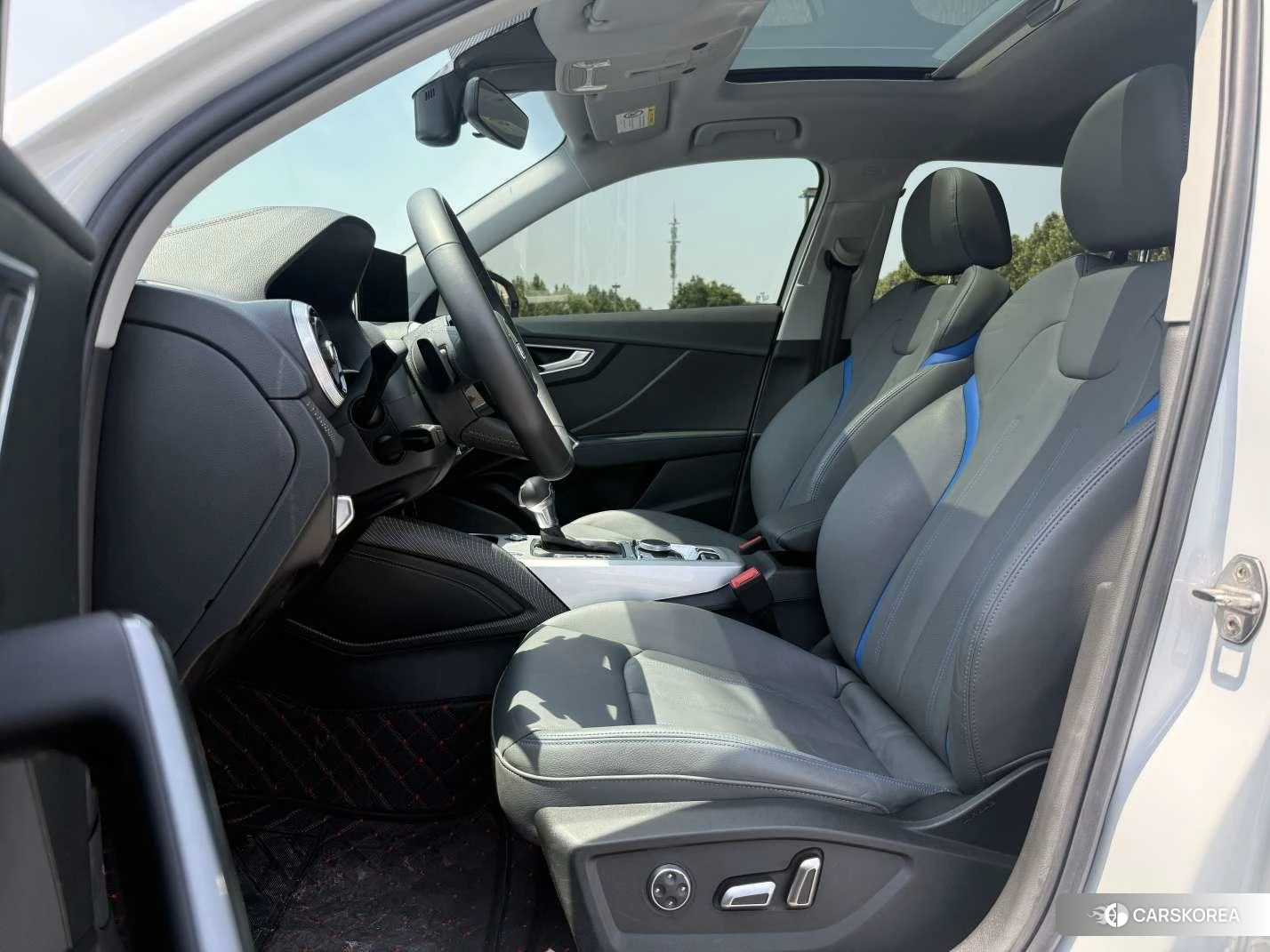 Audi Q2L id 4419139 из Китая 22