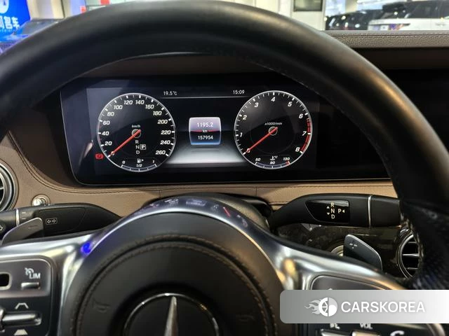 Mercedes-Benz S-class id 4242071 из Китая 21
