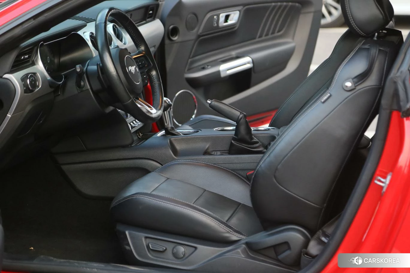 Ford Mustang id 4441078 из Китая 19