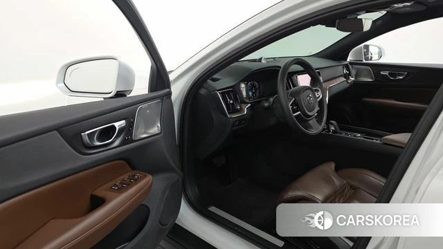 Volvo V60 Cross-Country 2nd Generation id 4529812 из Кореи 35
