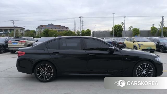 BMW 5 series id 4213199 из Китая 11