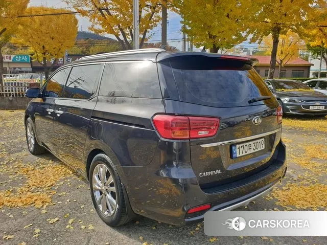 Kia The New Carnival id 3375108 из Кореи 20