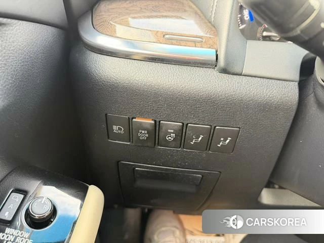 Toyota Wilfa id 4259763 из Китая 23