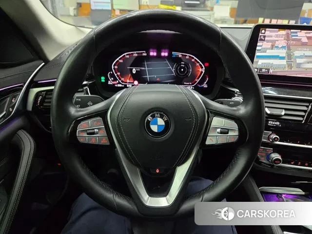 BMW 5 Series (G30) id 3601104 из Кореи 14