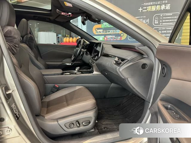 Lexus RX id 4307691 из Китая 19