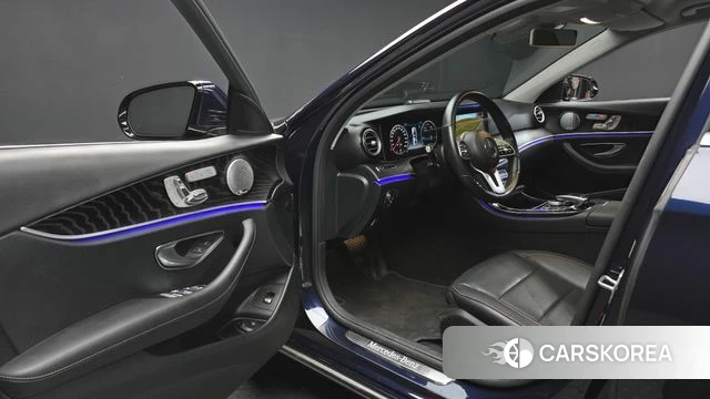 Mercedes-Benz E-Class W213 id 4642732 из Кореи 20