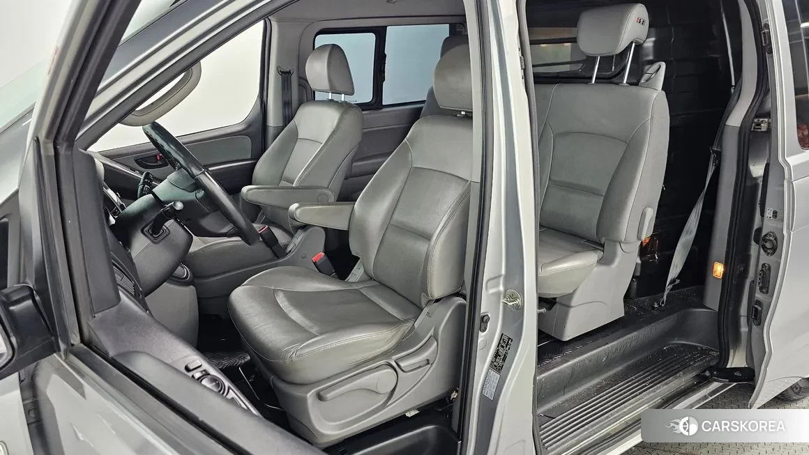 Hyundai The New Grand Starex id 1986093 из Кореи 20