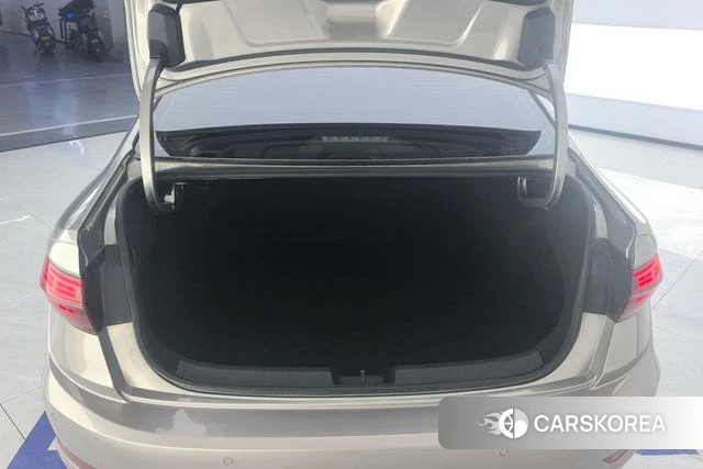 Volkswagen Sagitar id 4212763 из Китая 17