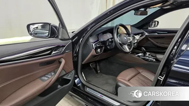 BMW 5 Series (G30) id 3735035 из Кореи 20