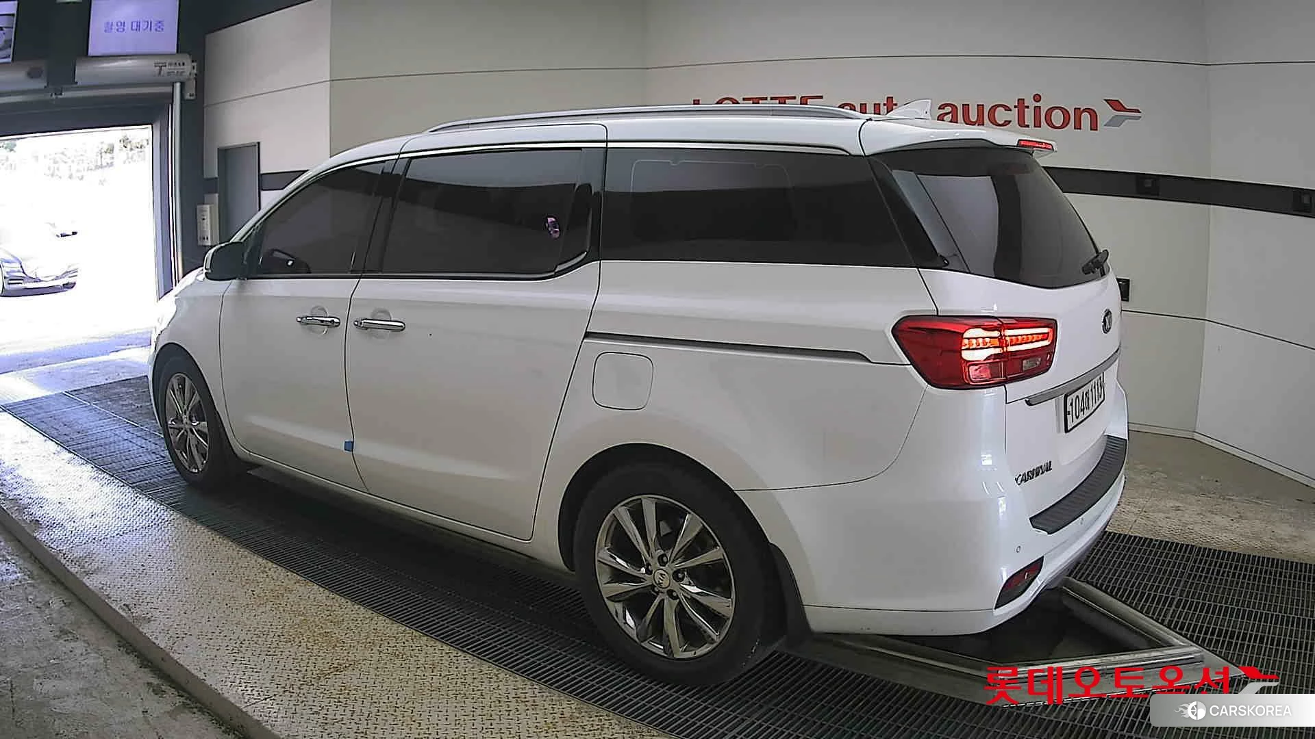 Kia Carnival id 4289585 из Кореи 38
