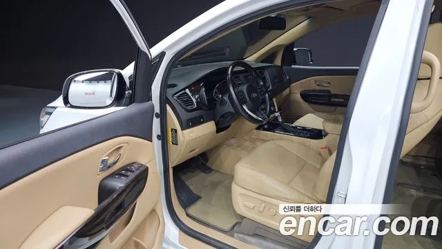 Kia The New Carnival id 2682578 из Кореи 20