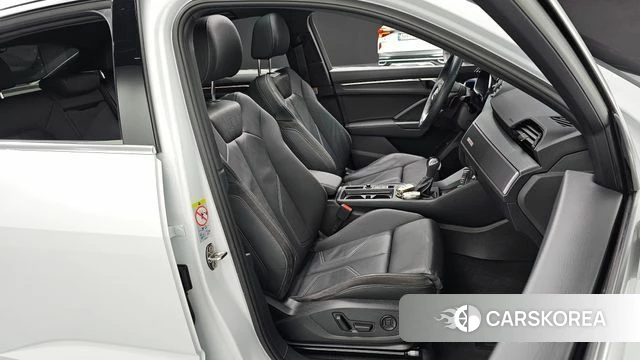 Audi Q3 (F3) id 3851221 из Кореи 20