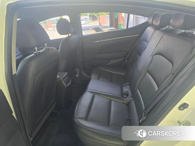 Hyundai Avante AD id 4698899 из Кореи 16
