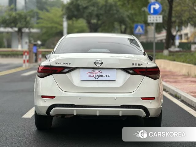 Nissan Xuan Yi id 4220975 из Китая 15