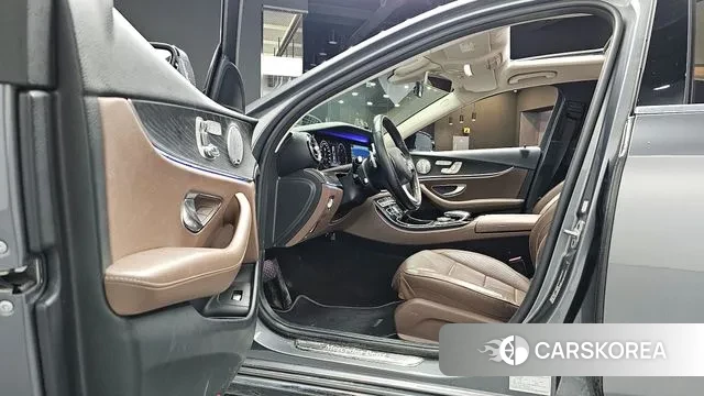 Mercedes-Benz E-Class W213 id 3423434 из Кореи 20