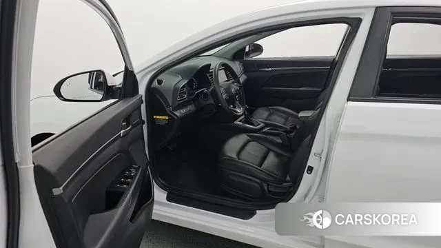 Hyundai The New Avante AD id 3434369 из Кореи 20