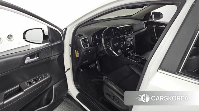 Kia Sportage The Bold id 4269332 из Кореи 32