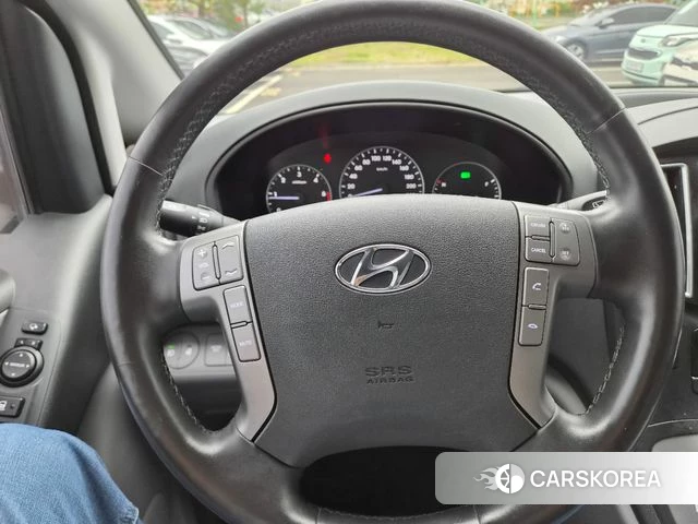 Hyundai The New Grand Starex id 4865479 из Кореи 20